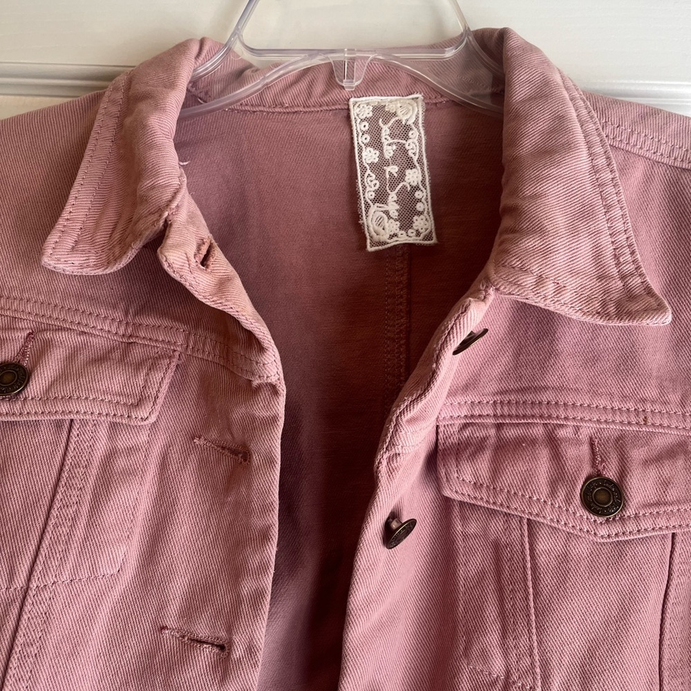 Pink denim jacket - Picture 5 of 6
